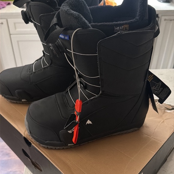 Burton step on Ruler Snowboard Boots - Picture 2 of 4